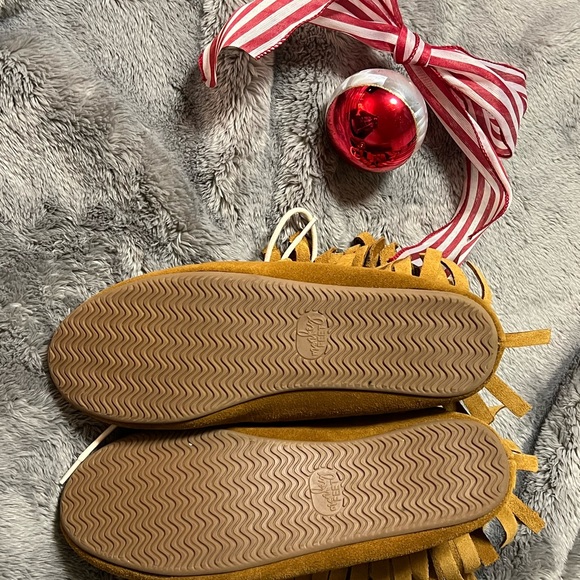 NWOT Monkey Feet Moccasins for Mommy - Picture 2 of 4